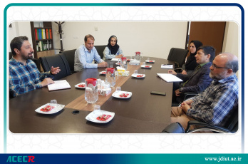 توسعه همکاریهای مشترک مرکز نوآوری جهاد دانشگاهی واحد صنعتی اصفهان و دانشگاه صنعتی اصفهان